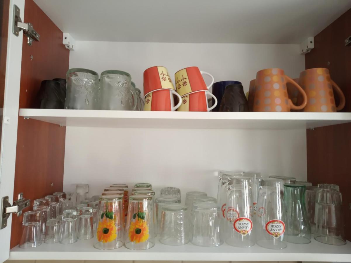 Bazsi Apartman Hajduszoboszlo Bagian luar foto