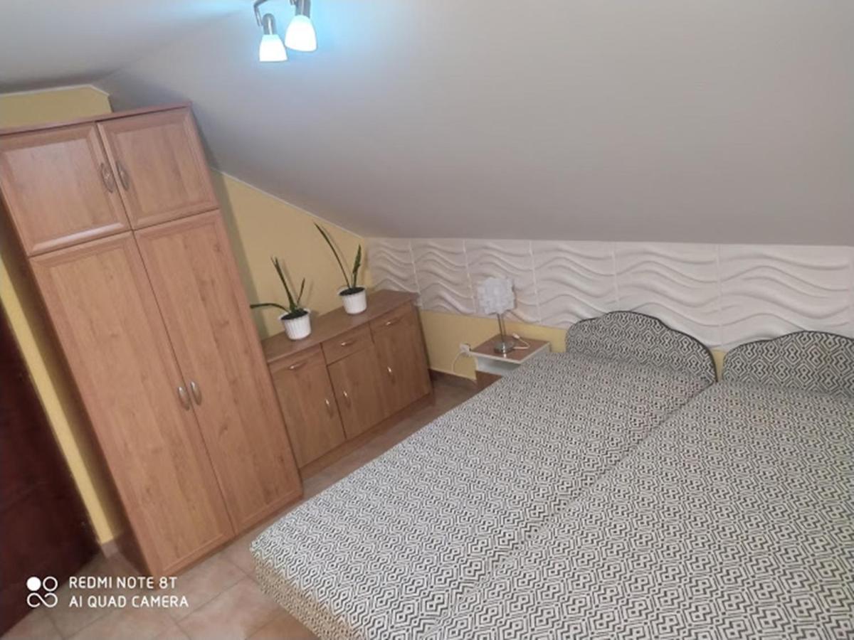 Bazsi Apartman Hajduszoboszlo Bagian luar foto