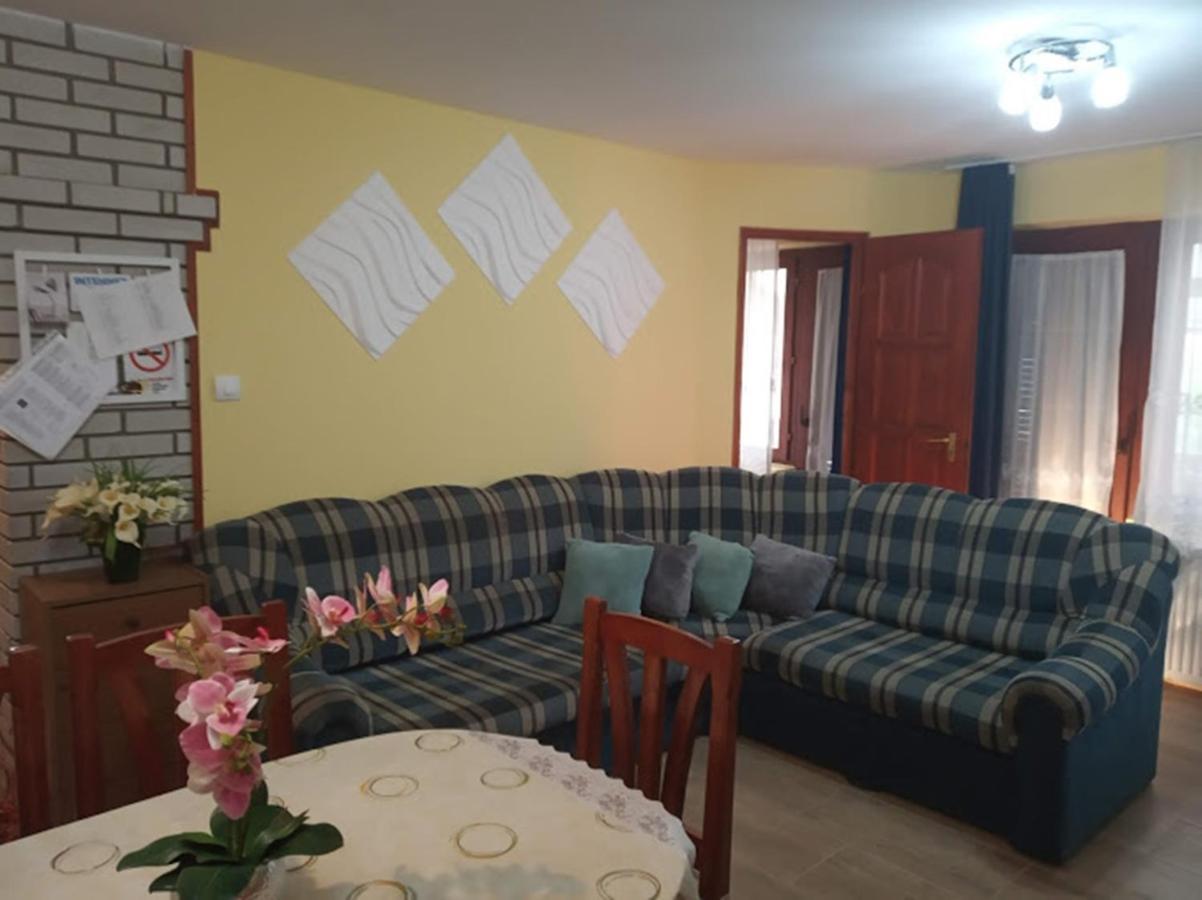 Bazsi Apartman Hajduszoboszlo Bagian luar foto