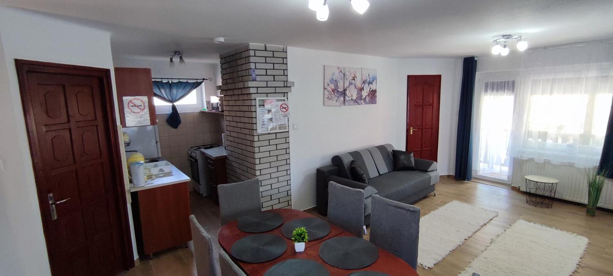 Bazsi Apartman Hajduszoboszlo Bagian luar foto