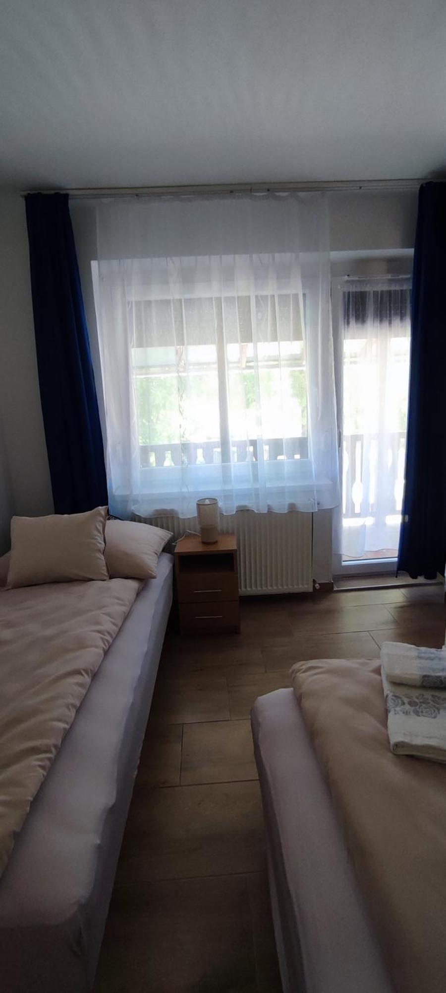 Bazsi Apartman Hajduszoboszlo Bagian luar foto